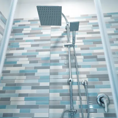 Salotto Tiburtino 3*